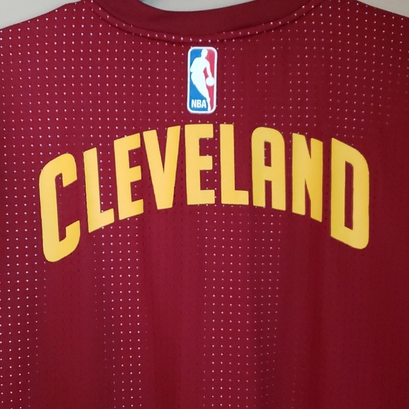 Cleveland Cavs Jersey - Picture 6 of 6